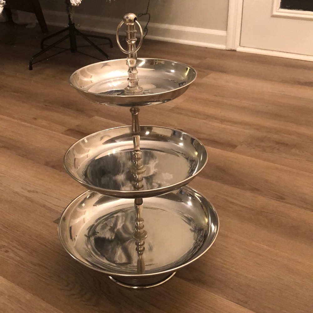 3 tier silver stand